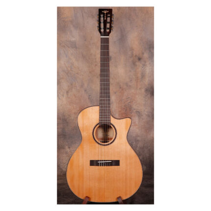 TYMA G-15E Auditorium Top Solid Cedar Electro/Classical Guitar With Bag And EQ Fishman Sonitone